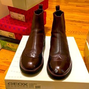 Burgundy geox boots